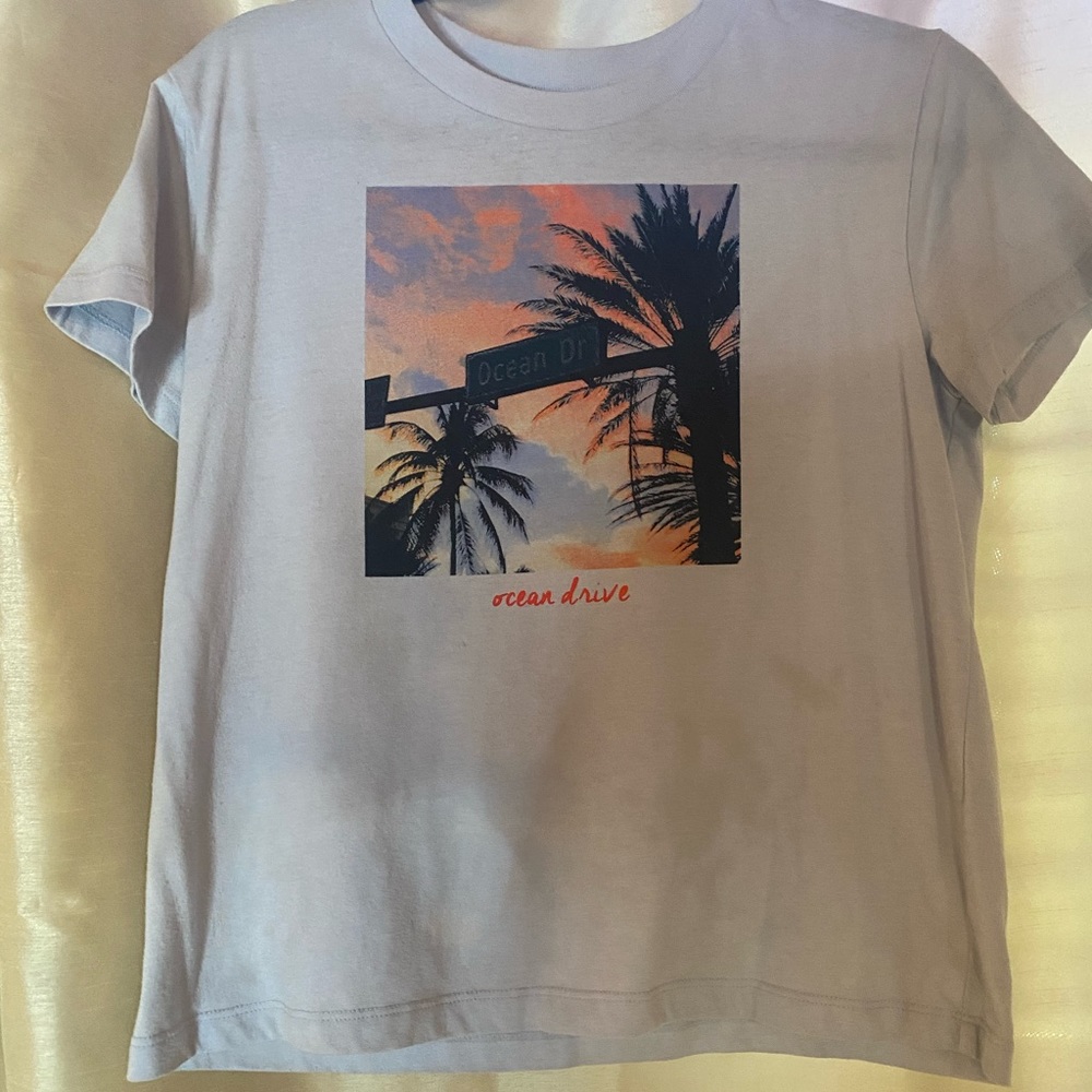 Forever 21 Light Blue Graphic Tee